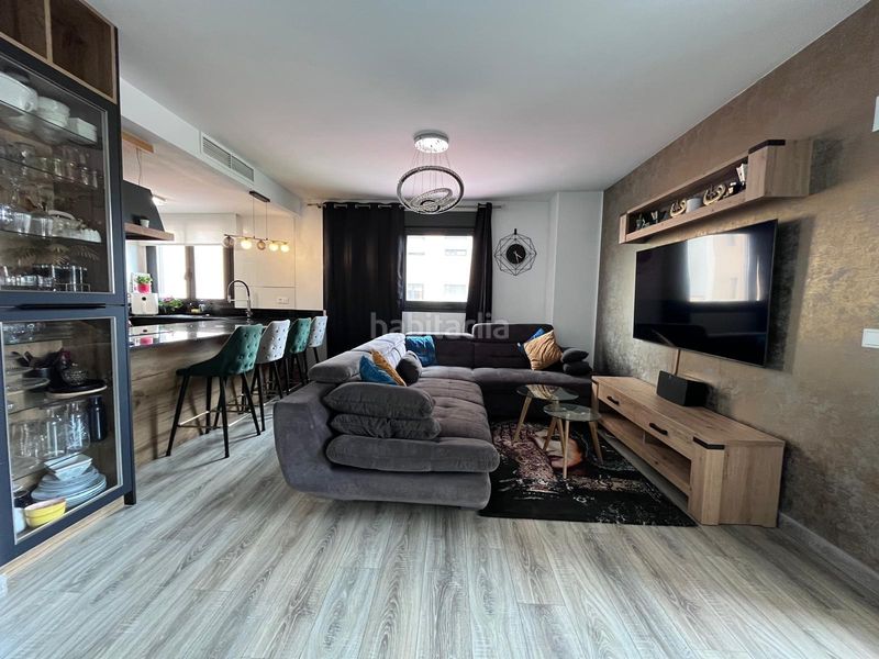 Foto b0c87fc0-d40d-409e-a04c-e47e4aeef0d0. Pis amb calefacció aparcament piscina a Campello Pueblo Campello (el)