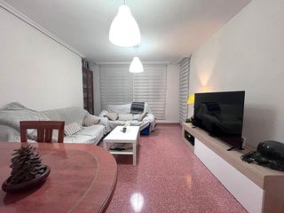 Pis a Norte. Ocasion vivienda con garaje y trastero en zona calle la huerta e