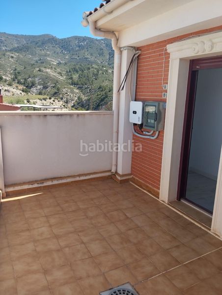 Foto f9ef59f9-c7a1-4686-ad1a-4e364d429e80. Casa adossada amb calefacció aparcament a Tibi