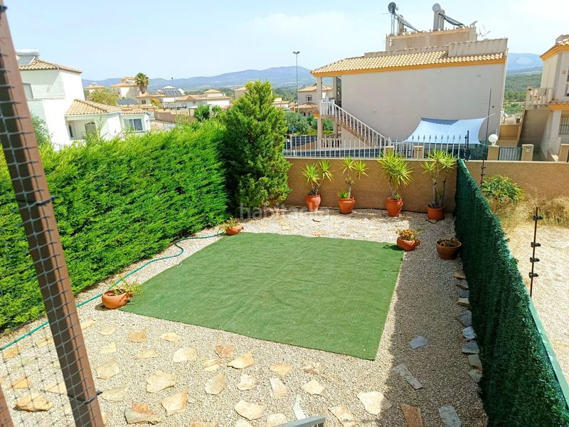 Foto 9301e2b0-ee04-4ef7-86ae-35fc39fc9be7. Casa adossada amb aparcament piscina a Castalla