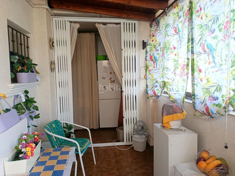 Foto a1ba4635-0c56-4c10-9f0f-e52c3edf4092. Casa adossada amb aparcament piscina a Castalla