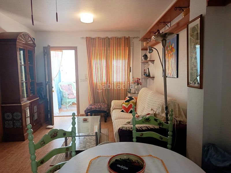 Foto ff214eb5-c4e3-4205-95e1-4aaf4d0c35f4. Casa adossada amb aparcament piscina a Castalla