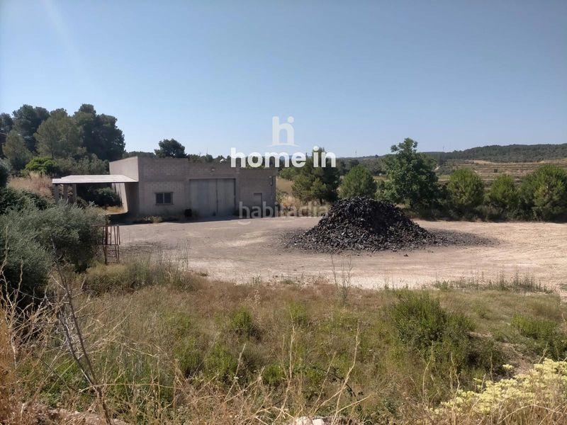 Foto 048e2b63-44a5-45b8-b988-53f517cddc22. Bâtiment à usage industriel dans Batea