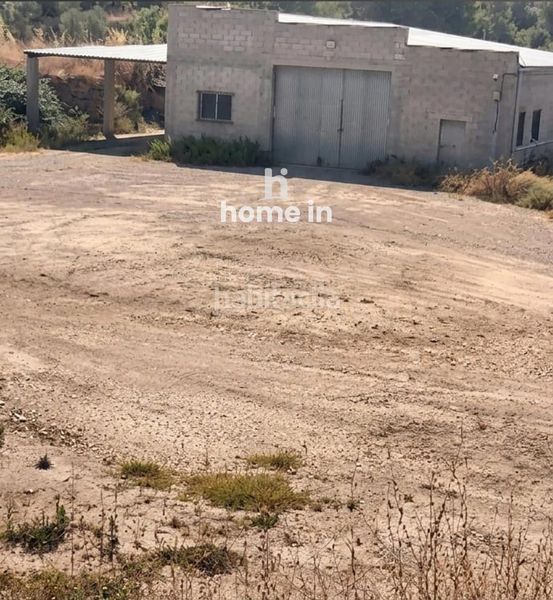Foto bdd72a4e-59c1-41d3-92e0-1b80c53c2c6e. Bâtiment à usage industriel dans Batea