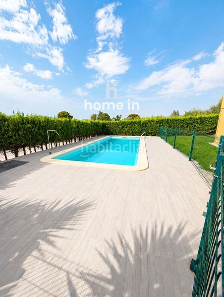 Foto eeadd929-b5a7-4535-8937-1d41fe0cbc95. Duplex con parcheggio piscina in Alcanar