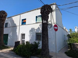 House  C/fortalesa 12. Casa en poble nou del delta  espacio, privacidad y gran potencia