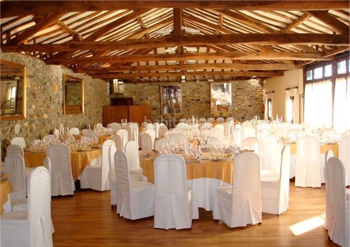 Foto c55ba09f-7b41-4bb6-87be-f29889d533e3. Edifici a lugar la granja 12 a Salas