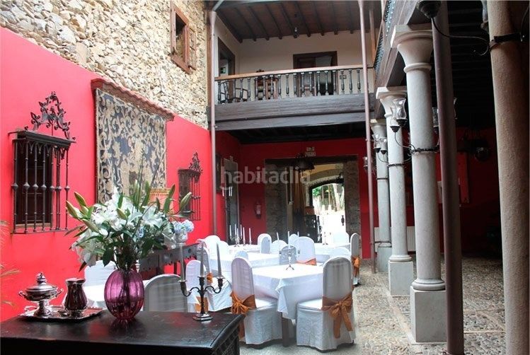 Foto d2655794-73b1-4f42-96c5-7917f48aa6bd. Edifici a lugar la granja 12 a Salas