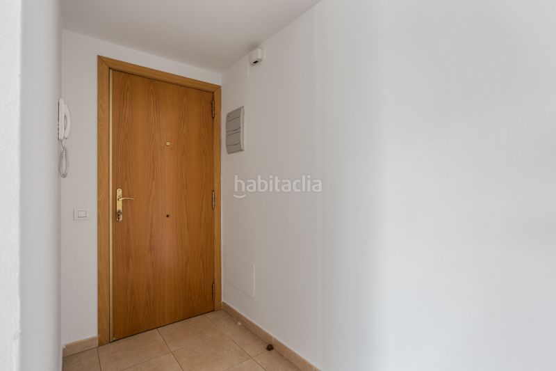 Foto 074953f8-ba2f-4eff-b9cf-32aeeee0418a. Pis a carrer frederic mompou 26 a Lledoner Granollers
