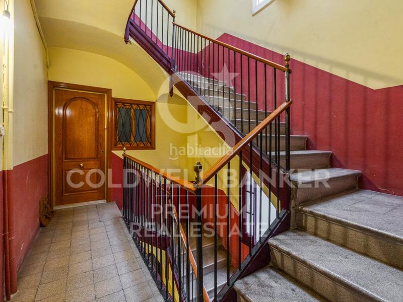 Foto e12996eb-eea9-49bc-a42c-75d2455a09c5. Àtic a Gòtic Barcelona