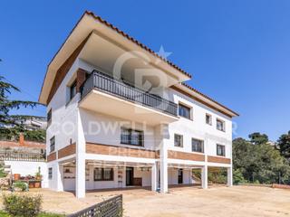 Maison à La Floresta. Encantadora casa con apartamento independiente en la floresta