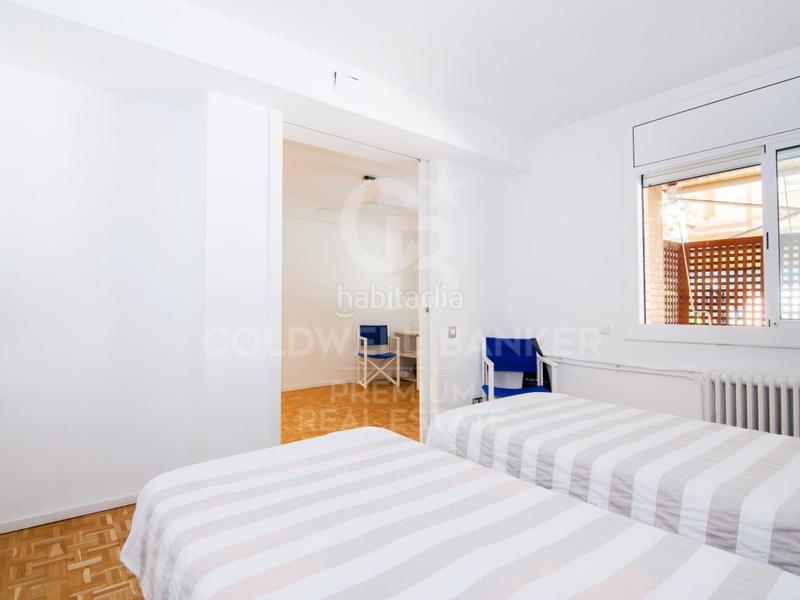 Foto ee3252c4-0e6d-4974-b5ad-7d5eb074e3a0. Planta baixa a Eixample Sant Cugat del Vallès