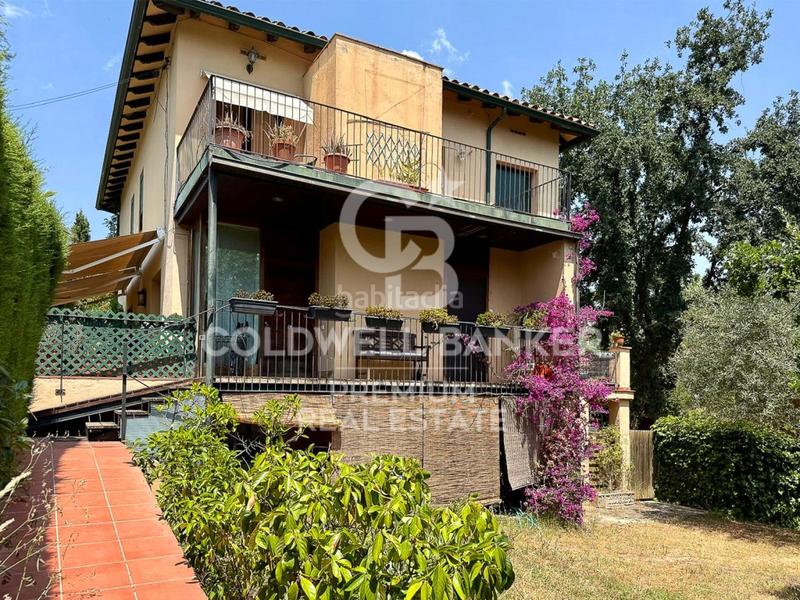 Foto 9b8ba58f-e77a-43c5-b2cb-c8fa49c07dbe. Haus in Bellaterra