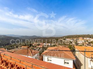 Casa a Les Planes. Casa a reformar en las planas con vistas panormicas a montserra