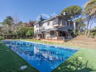 Casa a Golf-Can Trabal. Bienvenido al lujo en la zona del golf de sant cugat!