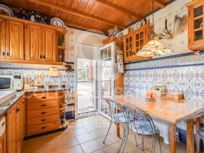 Foto 091eea9c-41df-4890-b1e8-5403b1f2c8ce. Casa con parcheggio in Castellnou-Can Mir-Can Solà Rubí