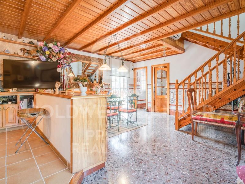 Foto a54e23af-456c-479a-b243-0e372ccd21d0. Casa con parcheggio in Castellnou-Can Mir-Can Solà Rubí