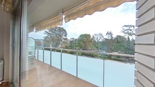 Pis  Carrer de josep trueta. Elegante piso en venta en calle de josep trueta