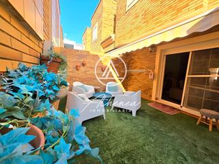 Maison jumelée à Aguadulce Sur. Triplex en aguadulce sur