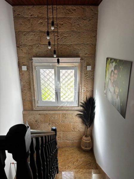Foto 9f40419d-2335-41de-aaf0-5bd7cf2c8177. Casa adossada amb aparcament a La Envía Vícar