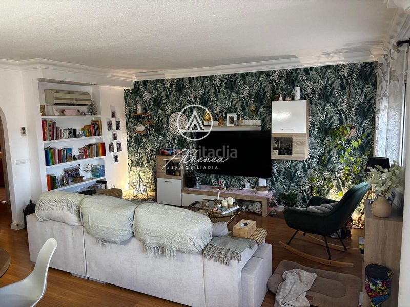 Foto eea00763-28b6-479c-9b12-21794c50e9ca. Casa adossada amb aparcament a La Envía Vícar