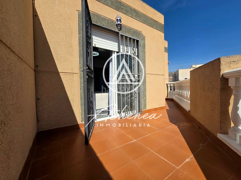 Foto ba959183-6e88-4635-a776-89172d166189. Casa adossada amb calefacció a La Gangosa Vícar