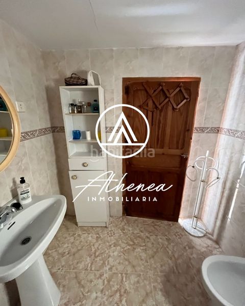Foto 4be5cdfa-7b42-4f79-9a50-c73f3bb83bca. Casa a Laroya
