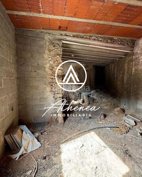 Foto 91b2c7d3-e17f-4756-83db-716cff374514. Casa a Laroya