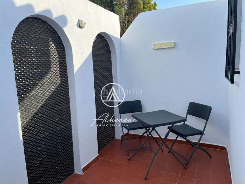 Foto 25d9ff7b-ae50-490c-a584-81012fd2ef34. Chalet exclusividad, rentabilidad y calidad de vida en una villa única en Roquetas de Mar