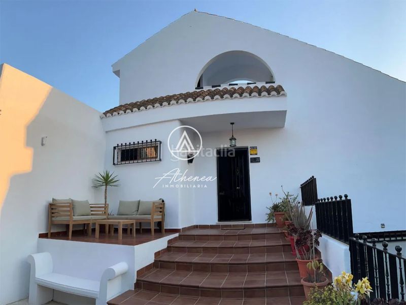Foto 5941e574-6f7b-4eef-8125-b46232700c8c. Chalet exclusividad, rentabilidad y calidad de vida en una villa única en Roquetas de Mar