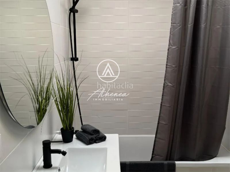 Foto 7309e4ee-cb65-4d39-bc31-a2cc39ace854. Chalet exclusividad, rentabilidad y calidad de vida en una villa única en Roquetas de Mar