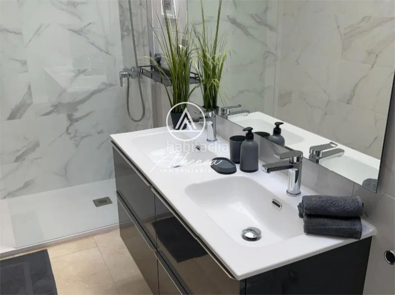 Foto aa70a233-1855-4c51-82c9-33757e89a12b. Chalet exclusividad, rentabilidad y calidad de vida en una villa única en Roquetas de Mar