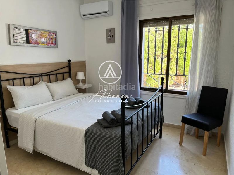 Foto e13923d2-1235-4a27-bd4b-647a58c36385. Chalet exclusividad, rentabilidad y calidad de vida en una villa única en Roquetas de Mar