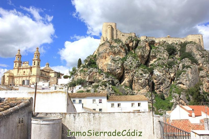 Foto afba9ac4-1eaa-4fad-8b96-9ddb8580b445. Maison dans Olvera
