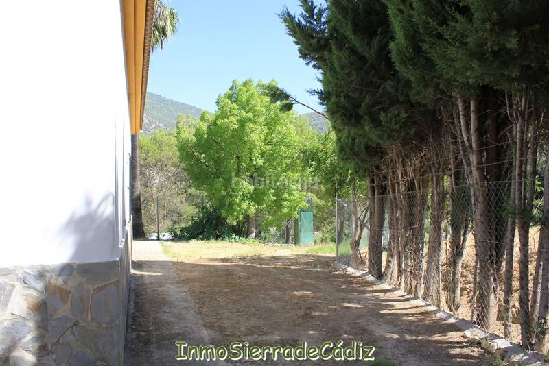 Foto 8ad8ee8f-d6de-4e56-a621-fd2455f7a65e. Masia amb calefacció aparcament a Algodonales