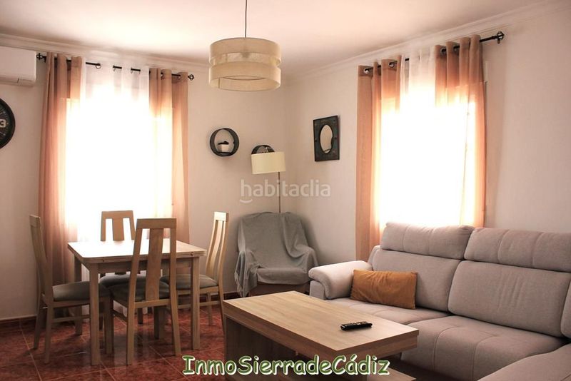 Foto 4ee39196-0407-425c-a94a-46d6f996f0f4. Casa  en venta , 6 dormitorios. en Algodonales