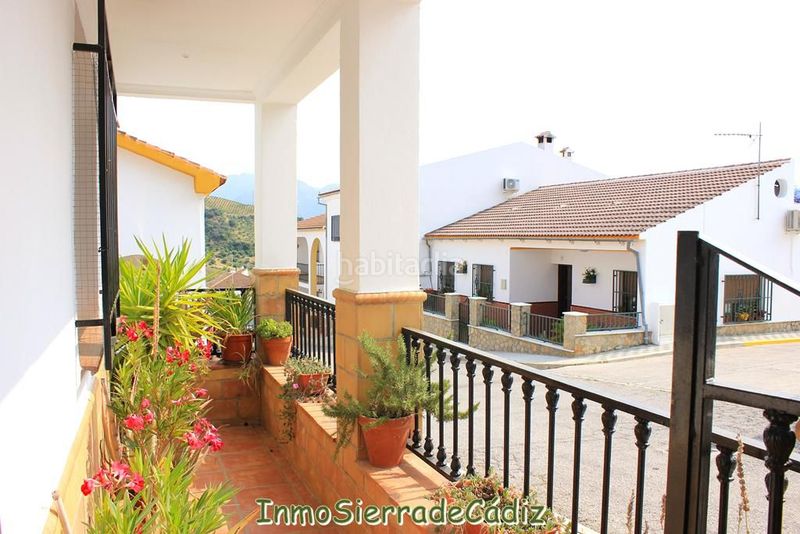Foto 88e9094c-0346-4975-ba88-e338849f0b27. Casa  en venta , 6 dormitorios. en Algodonales