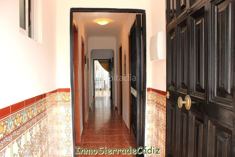 Foto d3360bd0-2002-4ed4-a044-2b71a0306692. Casa  en venta , 6 dormitorios. en Algodonales