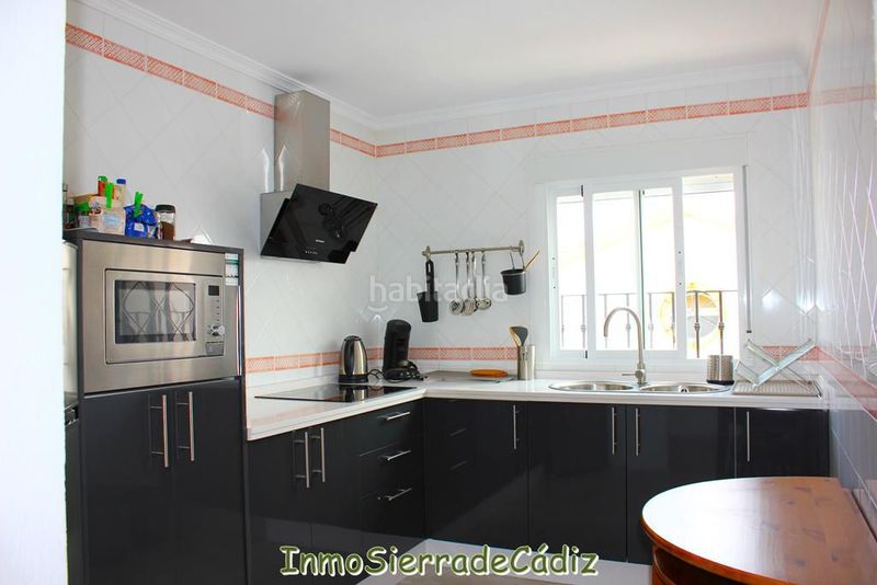 Foto f2f680e8-c471-4c75-9f9a-151e0b4007fb. Casa  en venta , 6 dormitorios. en Algodonales