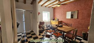 Maison à Algodonales. Casa en venta en algodonales, 3 dormitorios.