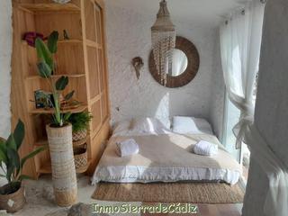 Casa a Sierra 24. Casa pueblo en venta en algodonales, 4 dormitorios.