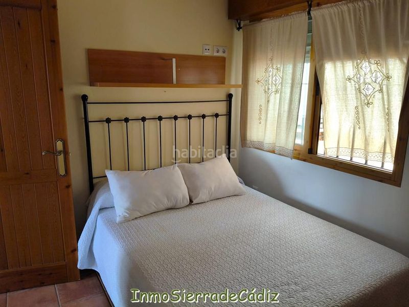 Foto b0a12cce-06d8-43c9-ada5-db16258ca262. Masia amb piscina a Gastor (El)