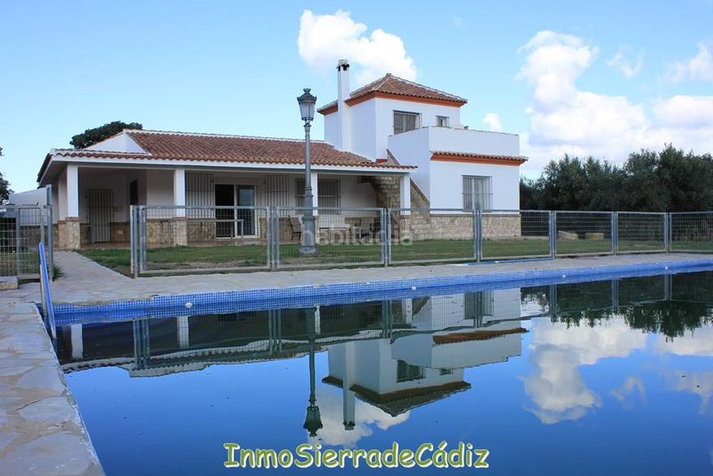 Foto 1108c345-7c4b-4578-9c4a-ccce22267e35. Masia amb calefacció piscina a Algodonales