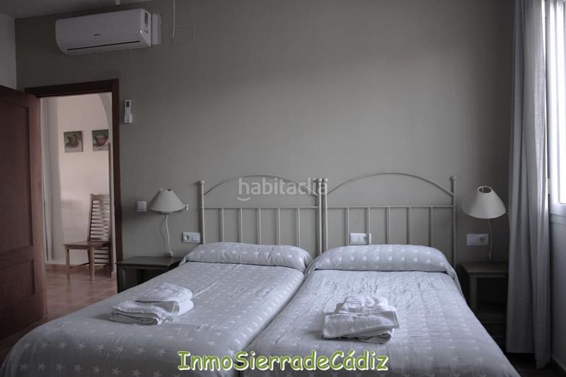 Foto 527d28c4-7526-42f3-9819-36c283b3c49a. Masia amb calefacció piscina a Algodonales