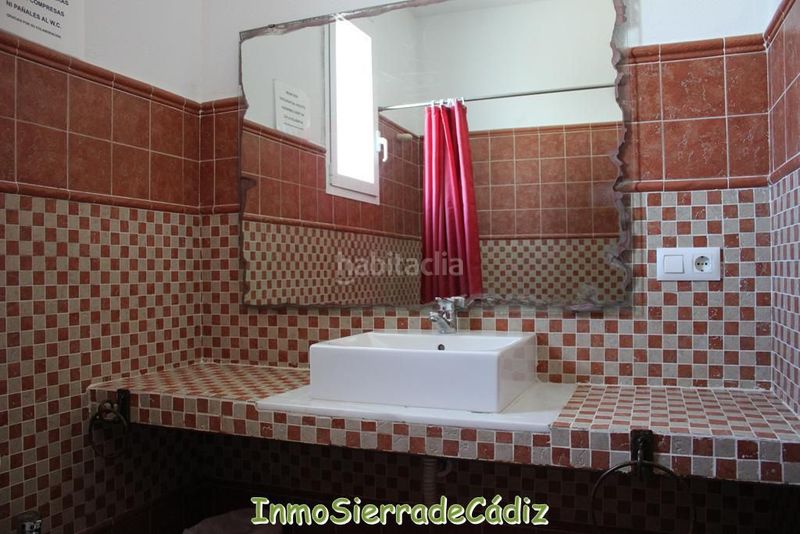 Foto 594b4b60-bfe9-47e5-b138-5f3ce652976b. Masia amb calefacció piscina a Algodonales