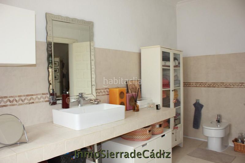 Foto 230d79b6-5e7d-4009-bba1-11ebf175a600. Masia amb aparcament piscina a Algodonales