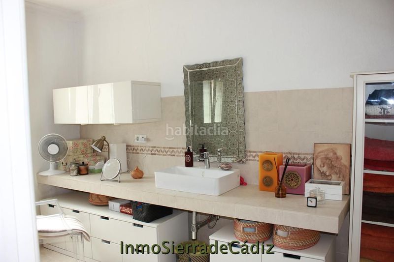 Foto b05035fb-99f6-44ab-ad44-bbaf8420b6ca. Masia amb aparcament piscina a Algodonales