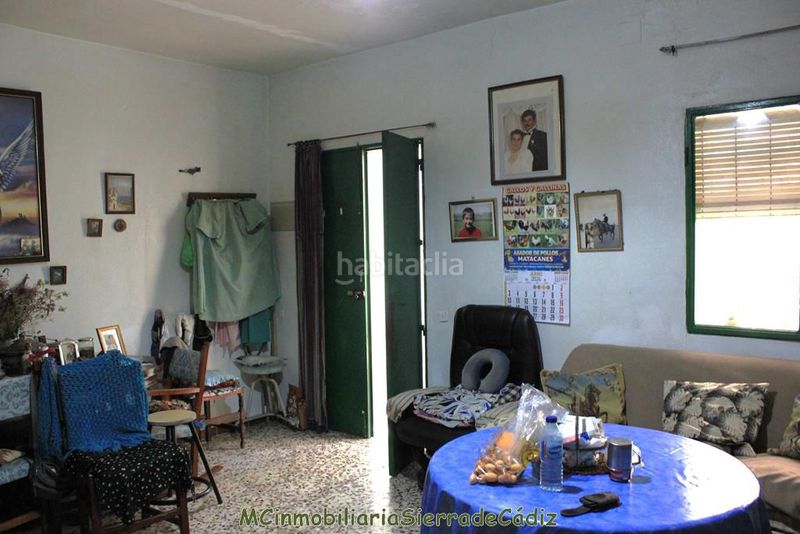 Foto bc401489-f332-4aeb-8721-e9dce3c16704. Masia amb aparcament piscina a Gastor (El)