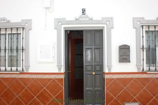 Haus  Huelva. Casa en venta en olvera, 3 dormitorios.