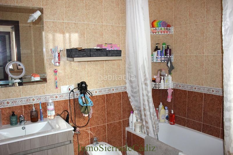 Foto 50e36b96-08d0-445a-b745-682ca8692713. Maison dans Olvera